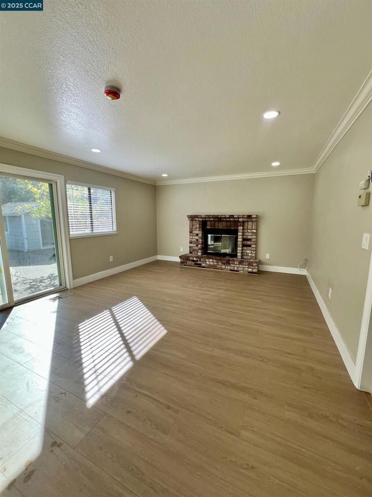 GLEN COVE - Residential