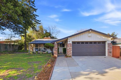 Photo of 910 Helen Drive, Millbrae, CA 94030 (MLS # ML82037318)