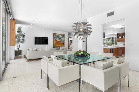 633 N Belardo Road Palm Springs CA 92262