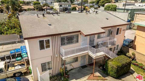 Photo of 1423 Martin Luther King Jr Avenue #3, Long Beach, CA 90813 (MLS # 26736715)