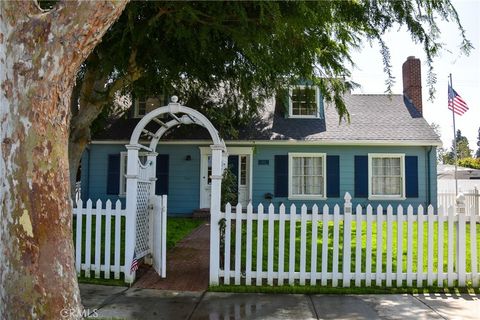 Photo of 1407 N Towner Street, Santa Ana, CA 92706 (MLS # PW26031624)