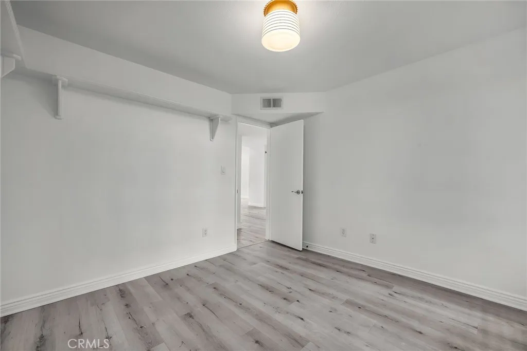 Glendale, California 91202, United States, 2 Bedrooms Bedrooms, ,2 BathroomsBathrooms,Residential,Active,209822