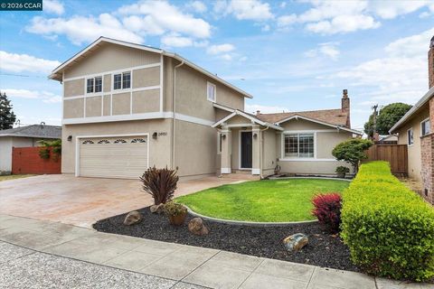 Photo of 24951 Townsend Ave AVE, Hayward, CA 94544 (MLS # 41136653)