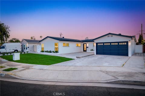 Photo of 1019 N Cambria Place, Anaheim, CA 92801 (MLS # PW26155379)