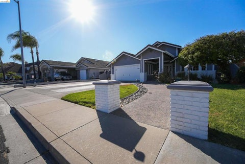 Photo of 1650 Riverlake Rd RD, Discovery Bay, CA 94505 (MLS # 41146735)