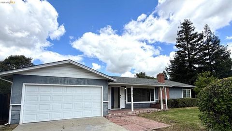 Photo of 3407 Cowell Road Rd, Concord, CA 94518 (MLS # 41130800)