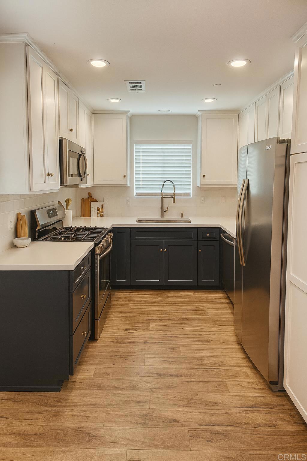 Rent includes electricity, water, trash, and high-speed internet (80 Mbps). One monthly payment covers all utilities. Brand-new 2BR/2BA stand-alone ADU in Chula Vista. 896 sq ft with no shared walls, a private fenced yard, and two assigned parking spaces. Full-size kitchen with stainless steel appliances, dishwasher, microwave, large pantry, and custom cabinetry. Features include recessed lighting, 2.5” blinds throughout (except small bath), in-unit washer/dryer, central A/C and heat, and extra-wide 36” primary bedroom door. Bright, open floor plan with modern finishes. Lease Terms: Minimum 12-month lease. Rent $3,295/month. Security deposit $3,295. Pets considered with $500 non-refundable deposit + $50/month pet rent. No smoking. Applicants must show income 2.75x rent, 650+ credit, and no prior evictions. Located near shopping, dining, and freeway access. Approx. 15–20 min to Naval Base San Diego, 20 min to MCRD, 20–25 min to NAS North Island, and 25–30 min to MCAS Miramar. Also convenient to Southwestern College, SDSU, and downtown universities.
