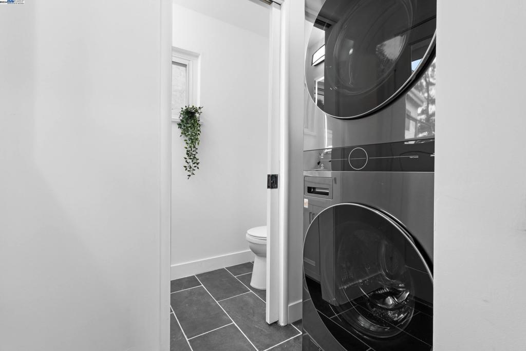 RICHMOND HEIGHTS - Residential