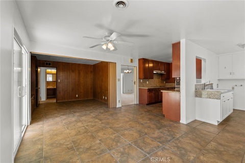 Tiny photo for 620 Janetwood Dr Dr, Oxnard, CA 93030 (MLS # OC26093475)