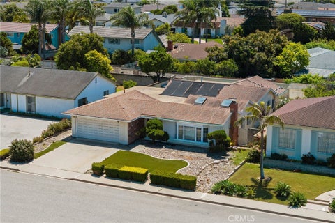 Tiny photo for 620 Janetwood Dr Dr, Oxnard, CA 93030 (MLS # OC26093475)