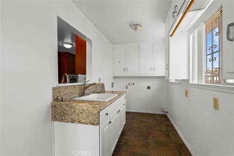 Tiny photo for 620 Janetwood Dr Dr, Oxnard, CA 93030 (MLS # OC26093475)