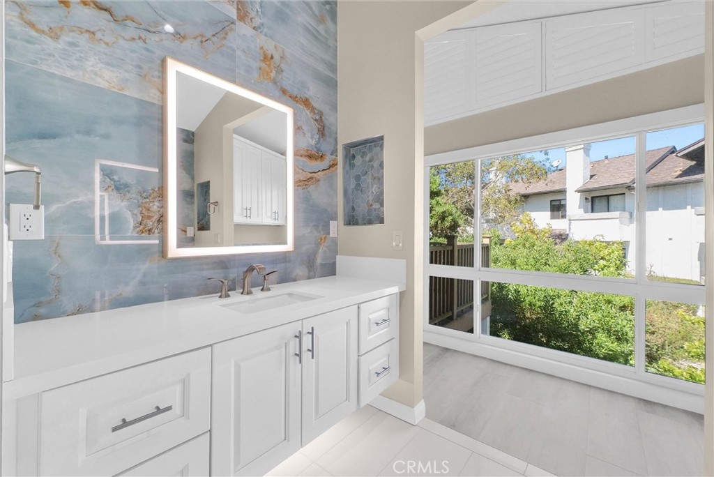 Canyon Crest Estates (CCST) - Residential Lease