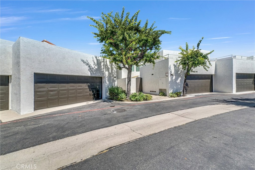 Gorgeous home located in Canyon Crest Estates! This property has been completely renovated and offers maximum privacy. The kitchen is stunning with custom colors and it exudes elegance. New windows, doors and appliances make this home one of a kind. The living room features a full wet bar mini sink and fridge. The master bedroom is very large with plenty of closet space and a balcony. This home is a must see!