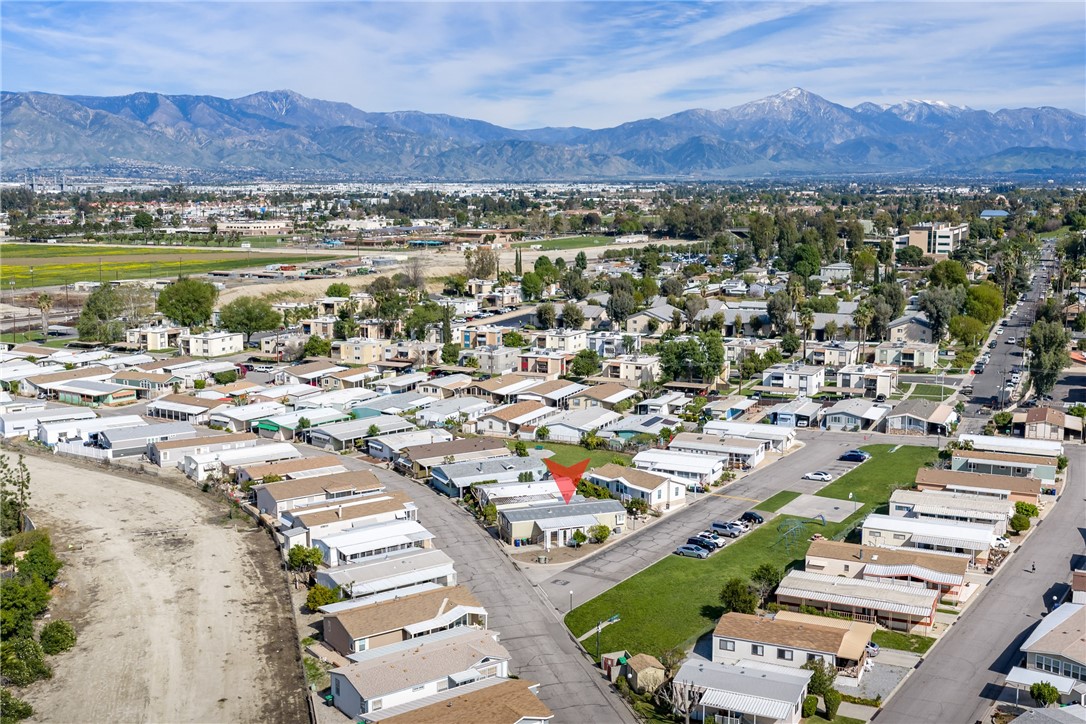 24414 University Ave 123