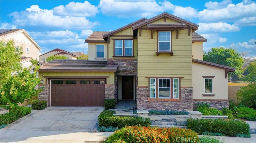 164 Newell, Irvine, CA is a well-located residential address situated in a quiet, well-planned neighborhood in the heart of Irvine. The area is known for its clean streets, strong community atmosphere, and convenient access to daily amenities. Residents enjoy proximity to shopping centers, dining options, parks, and walking trails, as well as easy access to major roads and freeways for commuting throughout Orange County. The neighborhood is part of Irvine’s highly regarded school system and reflects the city’s reputation for safety, organization, and quality of life, making it an attractive location for families and professionals alike.