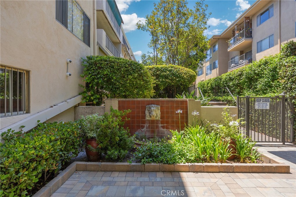 330 W California Boulevard 311