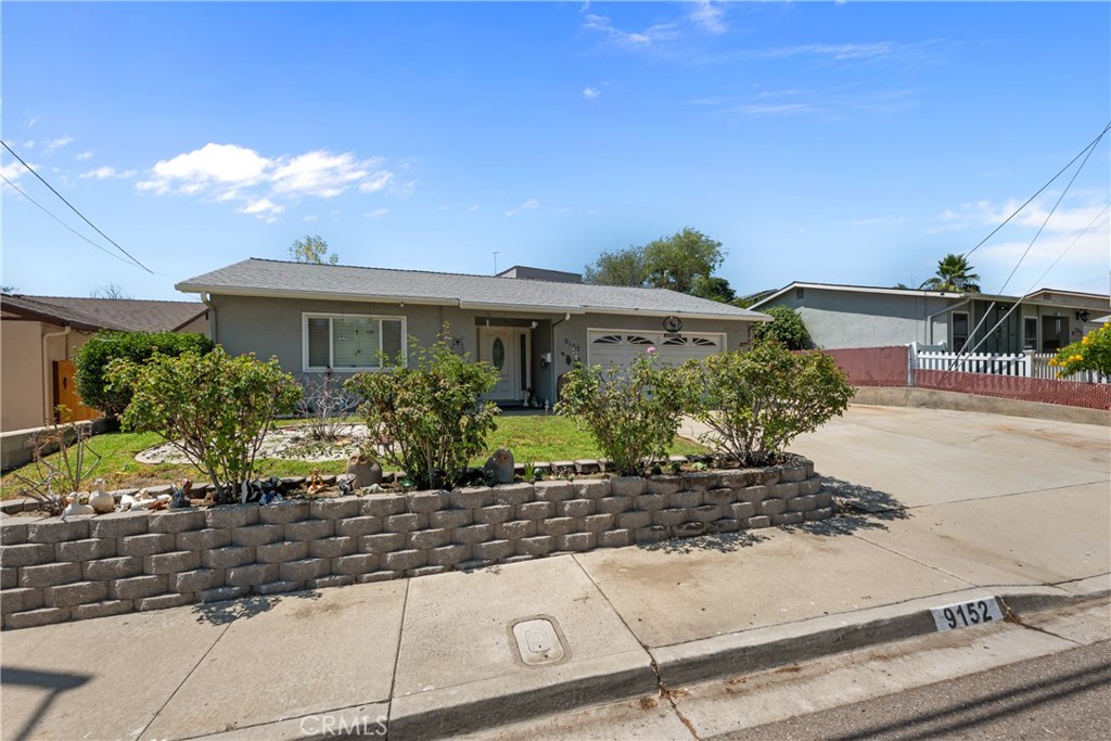 9152 Lakeview Road