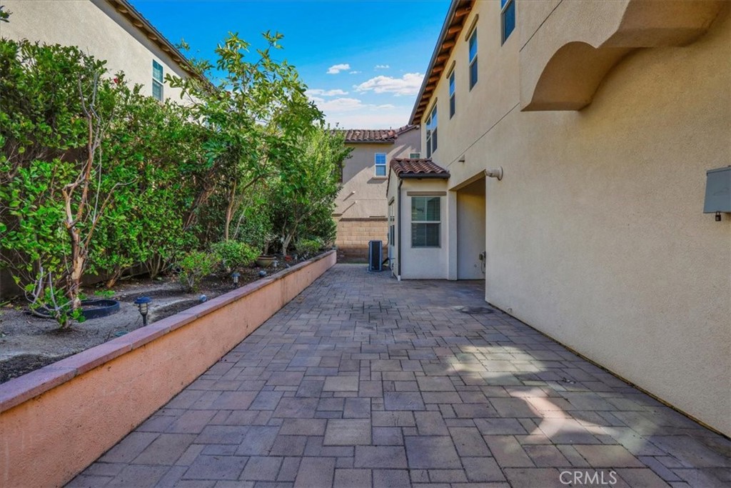 Colibri - Residential Lease