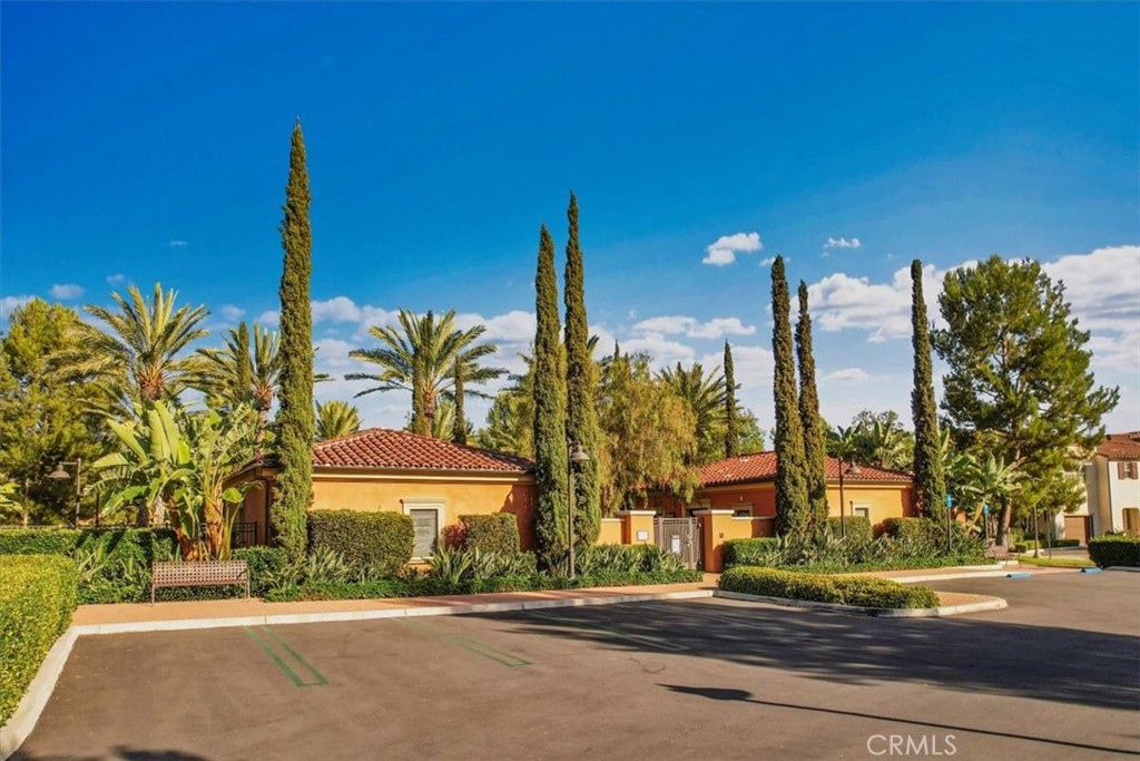 Colibri - Residential Lease