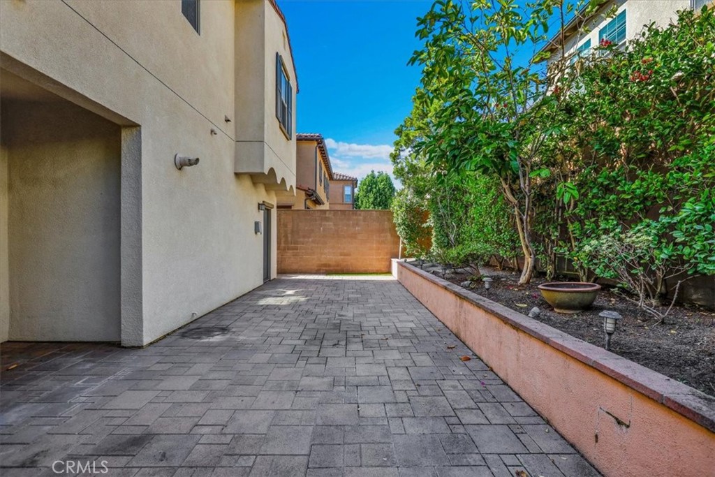 Colibri - Residential Lease