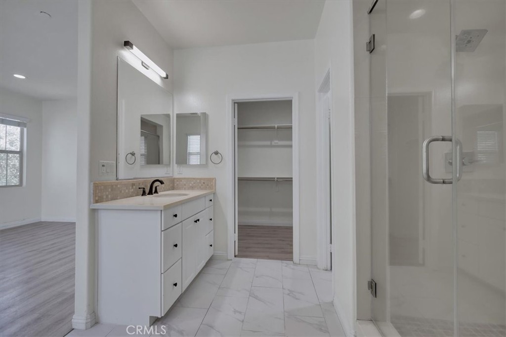 Colibri - Residential Lease