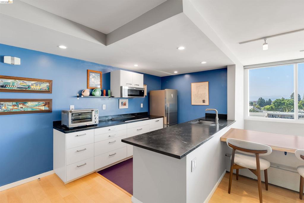 2550 Dana St 5F