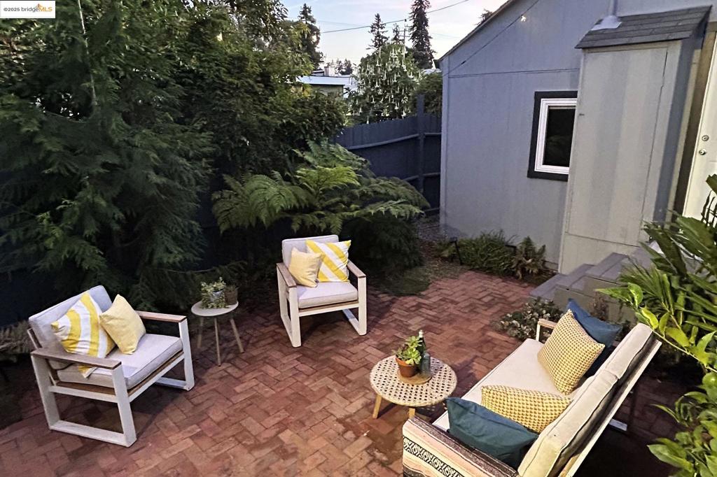 ALLENDALE - Residential