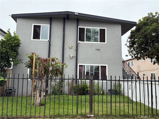 1905 W MYRTLE ST APT 3, SANTA ANA, CA 92703 - Image dcdf26baee5fdaed80397f4317e211ba/43872057