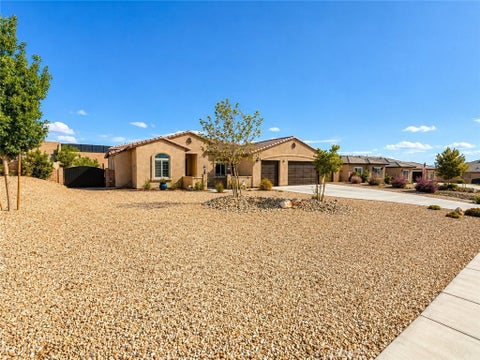 Photo of 19409 Javelina RD, Apple Valley, CA 92307 (MLS # PW26193907)