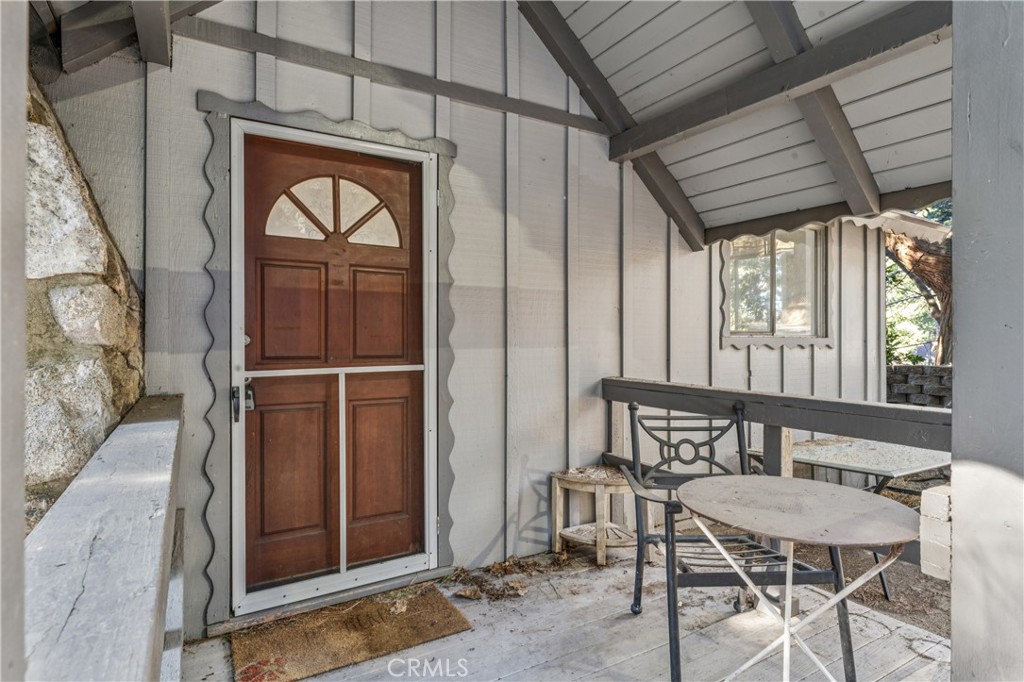 21621 Sawpit Canyon