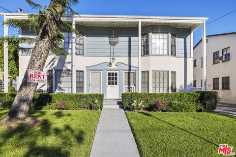 Photo of 5324 Vantage Avenue #2, Valley Village, CA 91607 (MLS # 26664461)