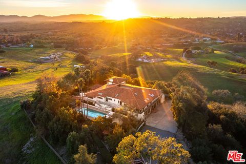 Photo of 2975 Calle Bonita, Santa Ynez, CA 93460 (MLS # 26633719)