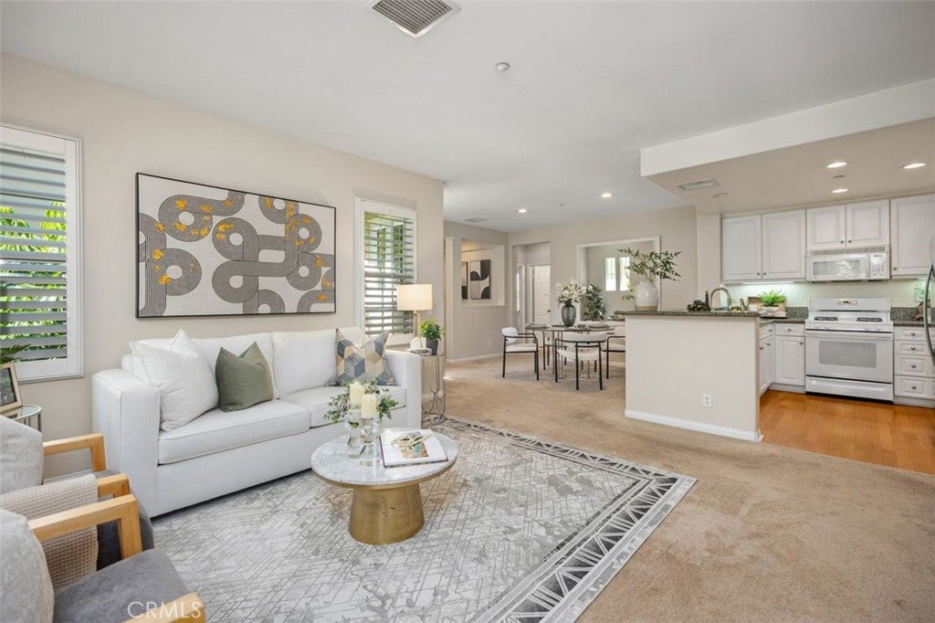 33 Flowerbud, Irvine CA 92603 - Photo 16