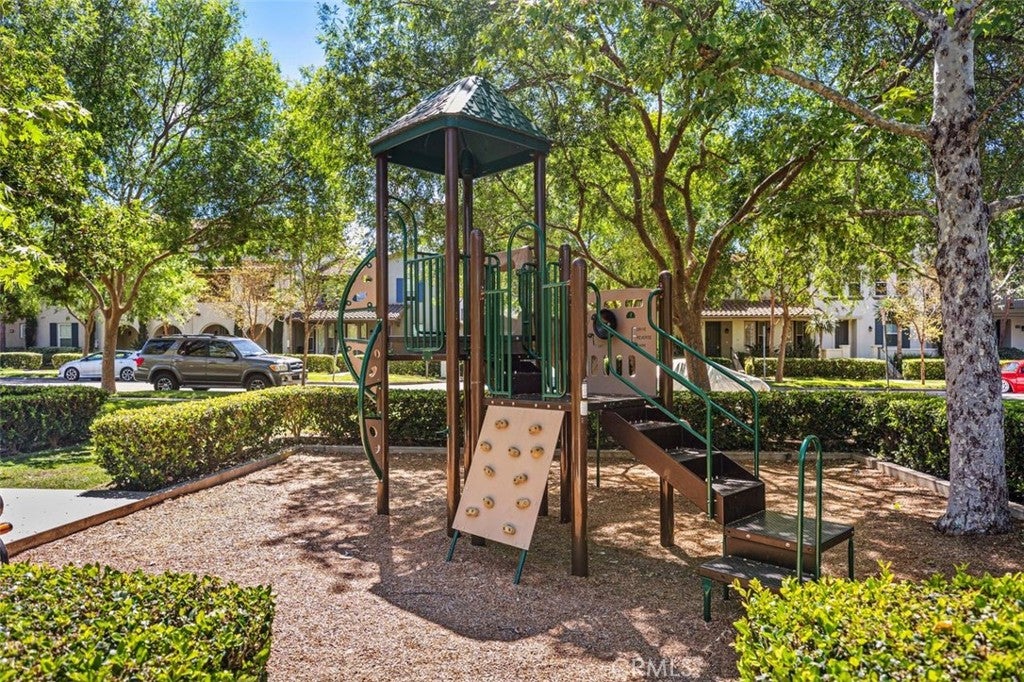 33 Flowerbud, Irvine CA 92603 - Photo 38