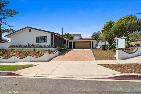 Photo of 1703 Pescadores, San Pedro, CA 90732 (MLS # SB26101617)