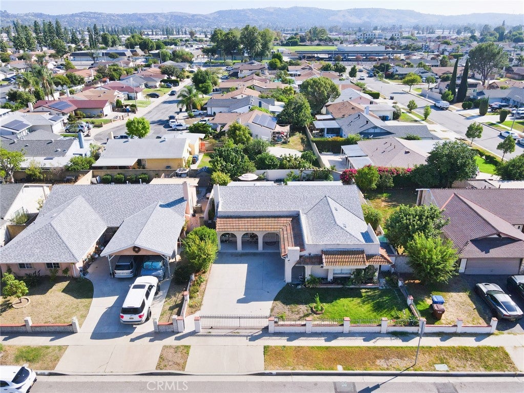 Properties 1 19116 E Elberland St