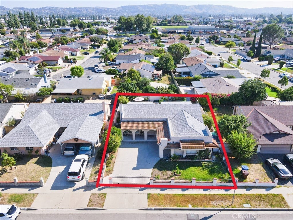 Properties 2 19116 E Elberland St