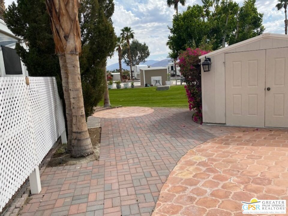 Desert Shadows Rv Re - Residential Lease
