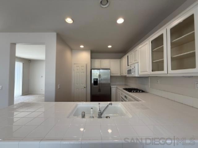 Mira Mesa - Residential Lease