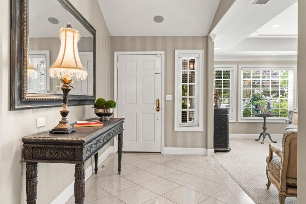 7182 Silver Lode Lane