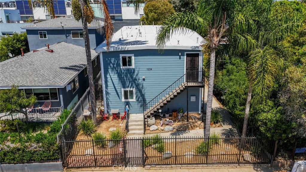 1034 Pleasantview AVE