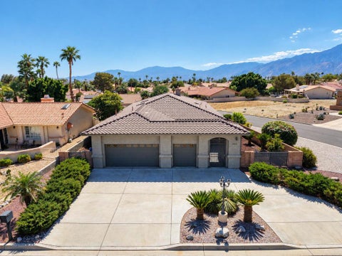 Photo of 8963 Warwick Drive, Desert Hot Springs, CA 92240 (MLS # 219154341PS)