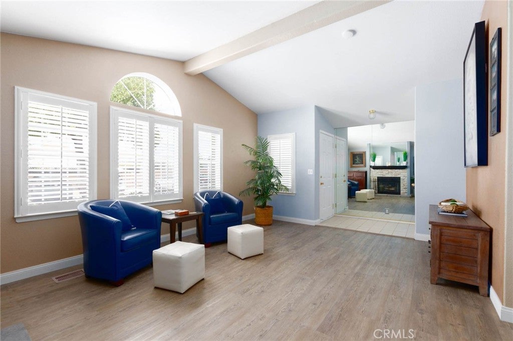 27250 Murrieta 262