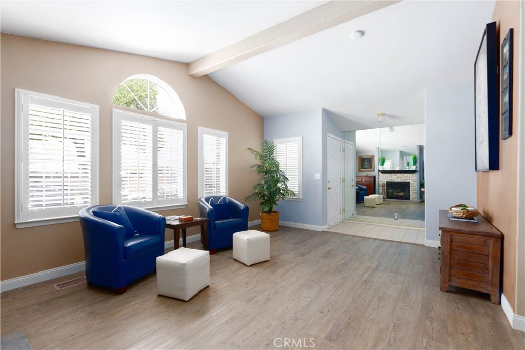 27250 Murrieta 262