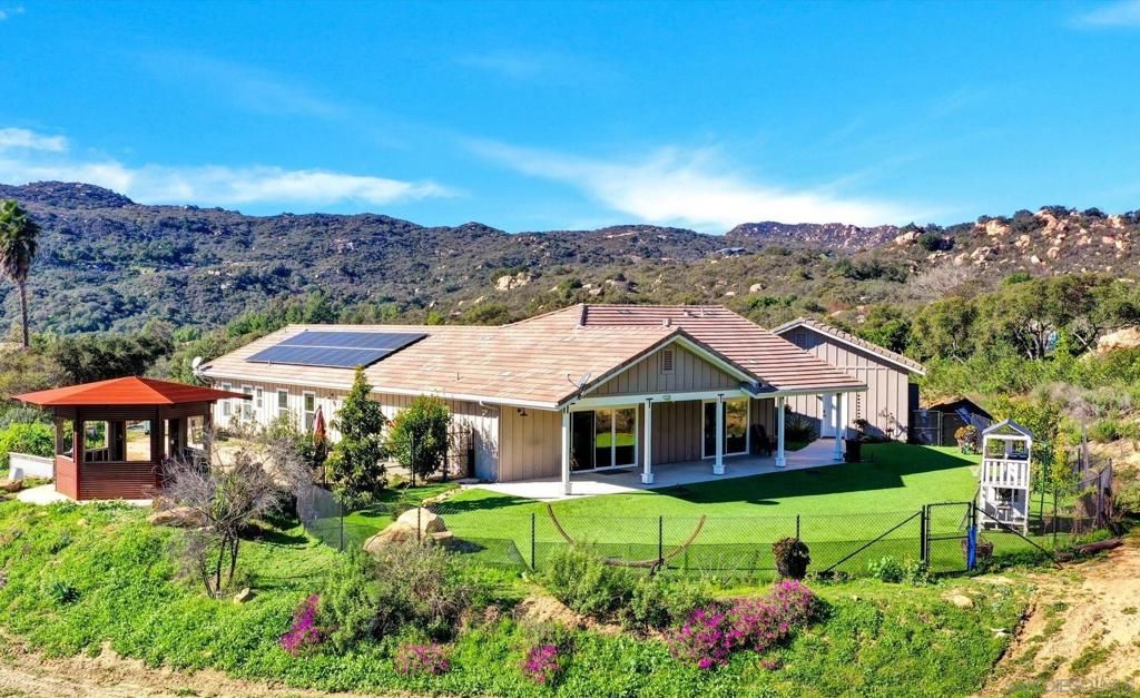 Photo of 11611 Rancho Heights Rd, Pala, CA 92059 (MLS # 2600992SD)