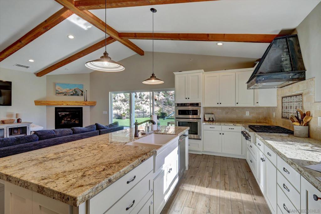 11611 Rancho Heights Rd