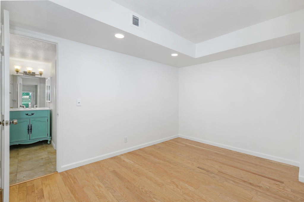 Palm Canyon Villas - Residential