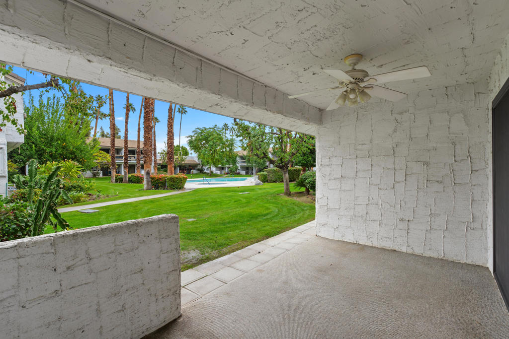 Palm Canyon Villas - Residential