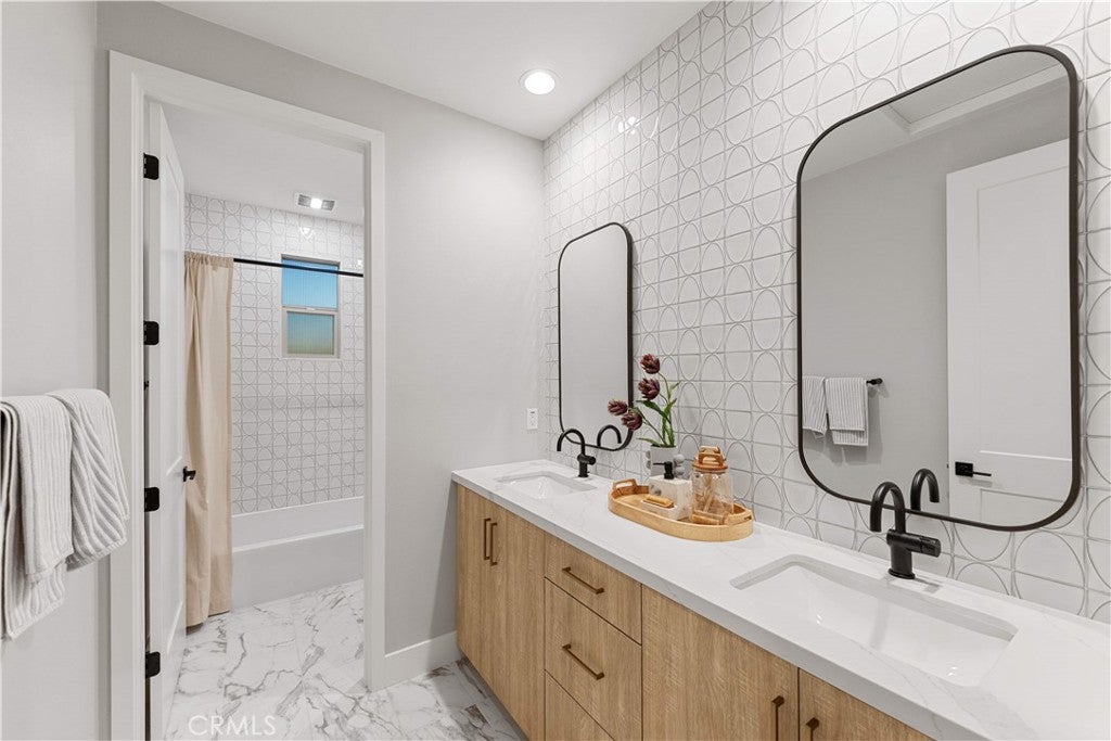 179 Somera, Irvine CA 92602 - Photo 36