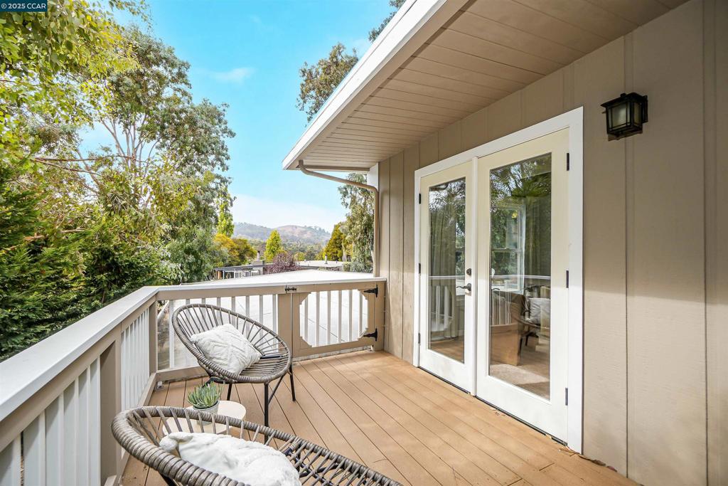 EL SOBRANTE - Residential